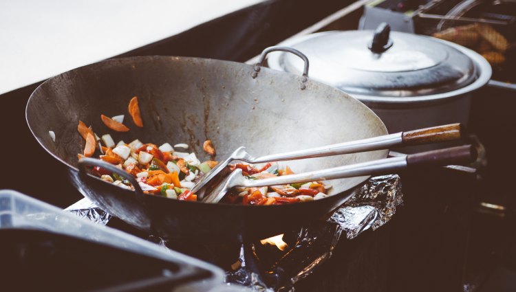 wok, cooking, stove, stir fry, vegetables